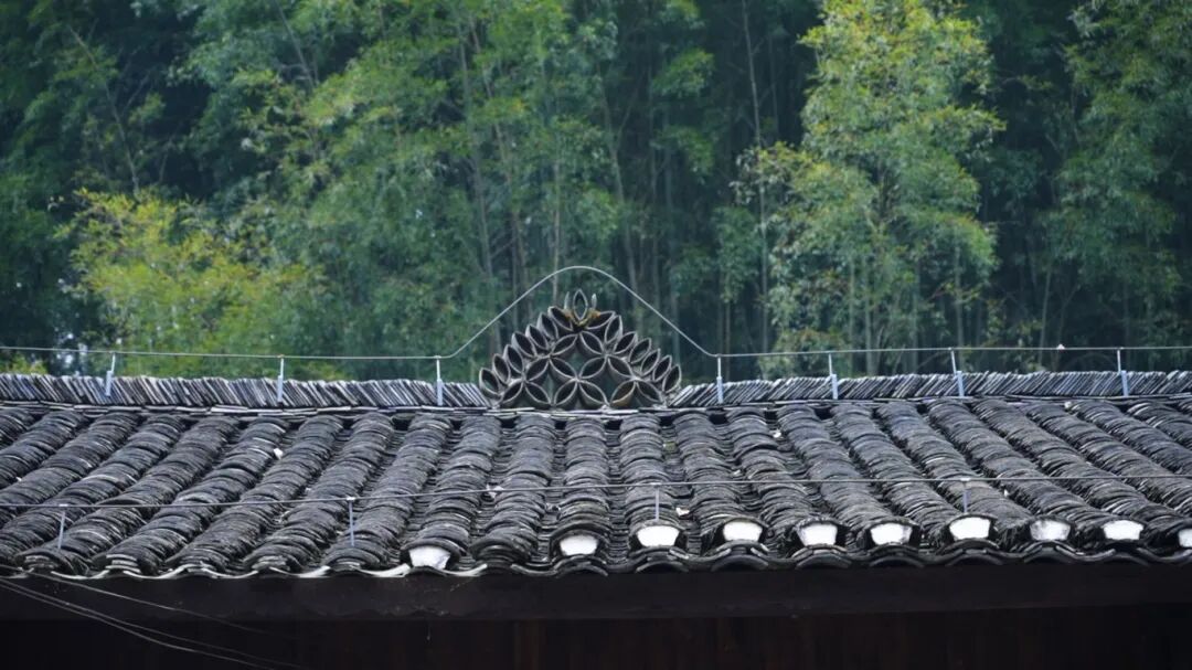 揭秘土家吊脚楼中的“应急安全智慧”